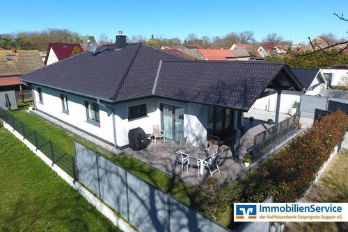 Blick aus der Luft - Einfamilienhaus mit 135,00 m&sup2; in Fehrbellin Wustrau zum Kaufen