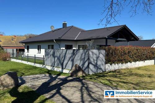 seitliche Straßenansicht - 