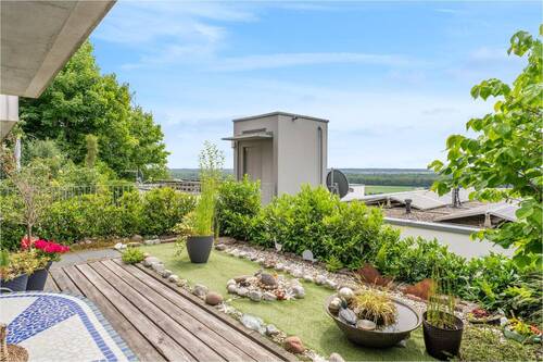 Terrasse Einliegerwohnung - Einfamilienhaus mit 195,10 m² in Elchingen zum Kaufen