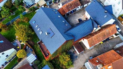 DJI_20251014134640_0013_D - Luxuswohnung, Einfamilienhaus und 2 Zimmerwohnung -modern renoviert und kernsaniert - Neuwertig !