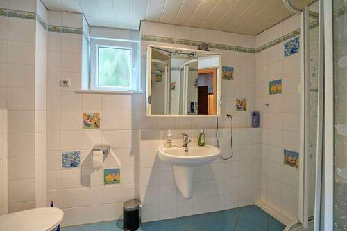 Duschbad im Kinderbereich 2 - 