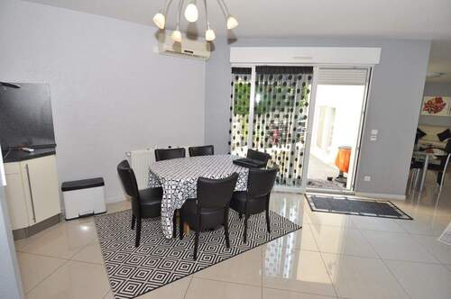 wohnen - 5 Zimmer Etagenwohnung in Forbach