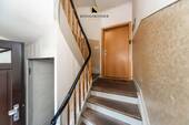 Eingang - Etagenwohnung mit 79,50 m&sup2; in Stuttgart / Feuerbach zum Kaufen