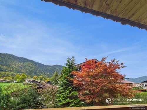 Blick vom Balkon - 2 Zimmer Etagenwohnung zum Kaufen in Rottach-Egern