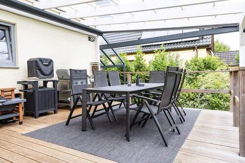 Holzterrasse überdacht - 