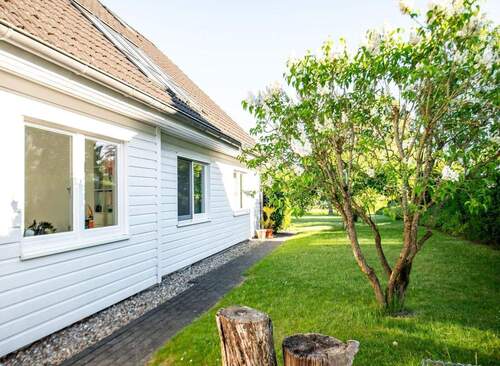 Westseite, Blick nach Süden - 