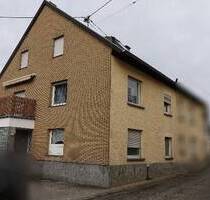 Einfamilienhaus mit Balkon in ruhiger Lage -Zwangsversteigerung- - Ernzen