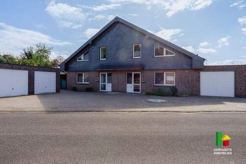 Straßenansicht - 