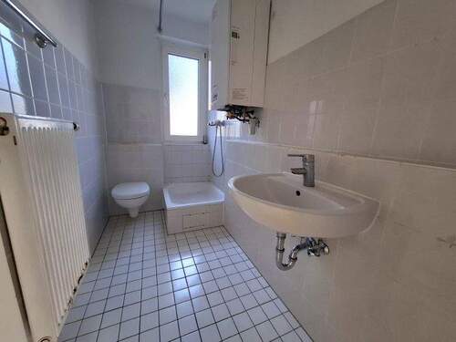 20251106_091704 - 4 Zimmer Etagenwohnung zur Miete in Minden