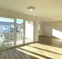 Neuwertige barrierefreie Senoirenwohnung 3 ZKB mit Südbalkon direkt am Pflegeheim - Göggingen Neuwertige barrierefreie Senoirenwohnung 3 ZKB mit Südbalkon direkt am Pflegeheim - Göggingen