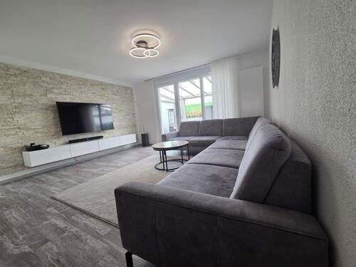 Wohnzimmer - Gepflegtes Reihenmittelhaus in familienfreundlicher Lage von Laudenbach