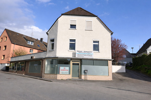 Frontansicht - Provisionsfrei! Hier werde ich gesehen! Ladenlokal mit 11m Schaufensterfront in Berchum zu vermieten