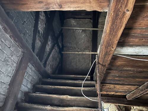 Aufgang zum Spitzboden - 