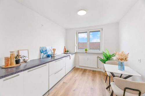 Küche - Etagenwohnung mit 85,00 m&sup2; in Leonberg zum Kaufen