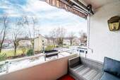 Balkon - Geräumige 3-Zimmer-Wohnung mit Garage in Altenstadt!