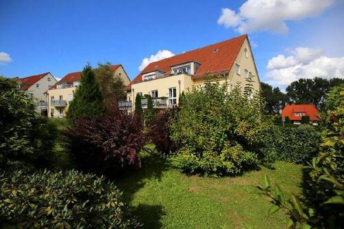 Grundstück - 2 Zimmer Etagenwohnung zur Miete in Reinsdorf
