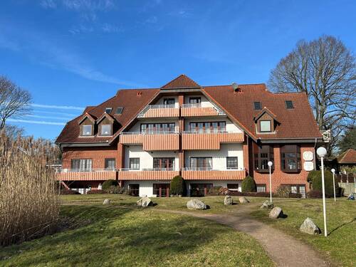 Außenansicht - 2-Zimmer-Eigentumswohnung mit sonniger Terrasse direkt am Pönitzer See!
