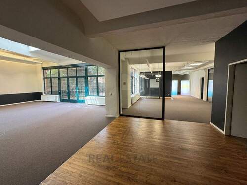 2.jpg - 7 Zimmer Büro in Hamburg