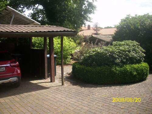 Carport - 7 Zimmer Mehrfamilienhaus, Wohnhaus in Frelsdorf