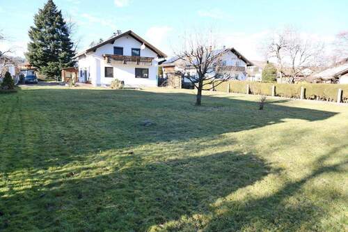 02-Garten - 7 Zimmer Bauernhaus, Landhaus zur Miete in Schlehdorf
