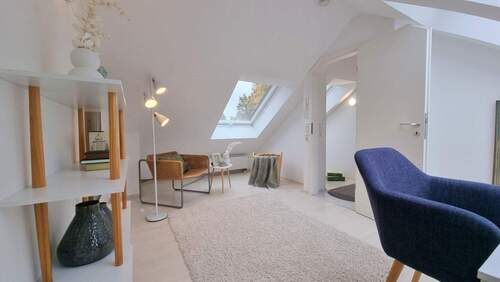 Geräumiges Dachstudio - 