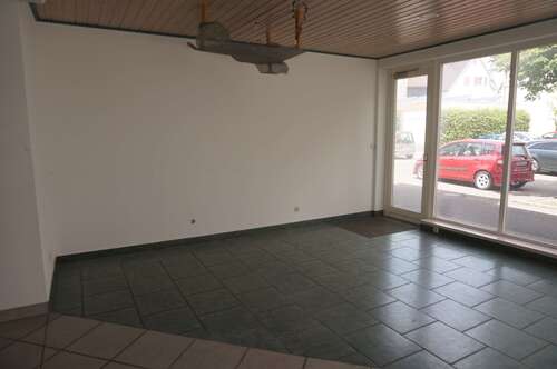 Eingang Raum EG Links - 