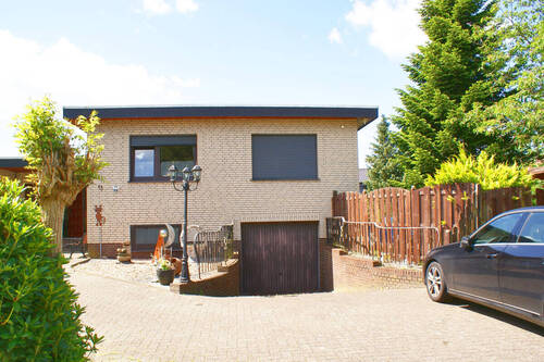 683 außen TG - 8 Zimmer Einfamilienhaus zum Kaufen in Barßel