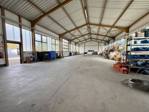 Lagerhalle - Büro zur Miete in Staufen im Breisgau