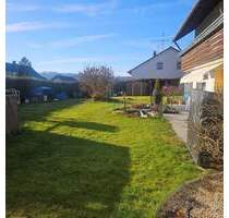 Schönes Dreifamilienhaus mit Doppelgarage und Stellplätzen in toller Lage in Ebenweiler