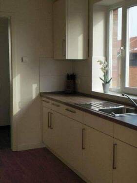 Hochwertige EBK - Etagenwohnung mit 92,40 m&sup2; in Holm zur Miete