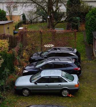 Hof mit Einstellplatz - 