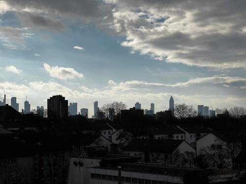 Aussicht - Etagenwohnung mit 54,00 m&sup2; in Frankfurt am Main zur Miete