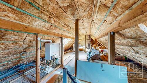 Dachgeschoss mit Heizungsanlge - 