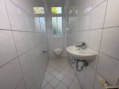WC - 