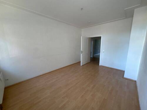 Zimmer 2 - 