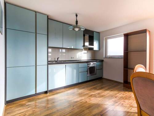 Praktische Einbauküche - 2 Zimmer Etagenwohnung zum Kaufen in Remseck am Neckar