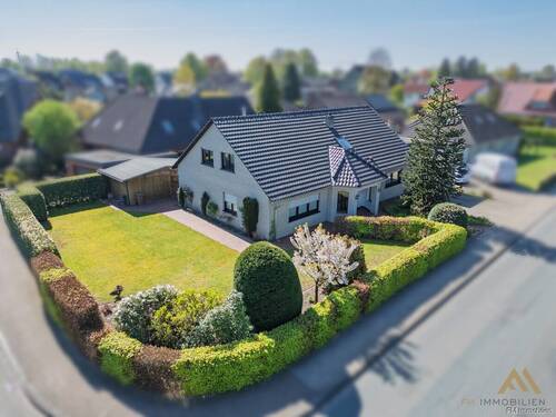 Außenansicht - Großzügiges Wohnhaus in Cloppenburg - Inselviertel - auch als Zweifamilienhaus nutzbar!