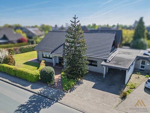 Außenansicht - 8 Zimmer Einfamilienhaus zum Kaufen in Cloppenburg