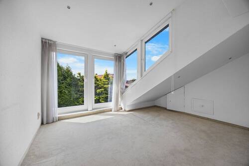 Büro im OG - 