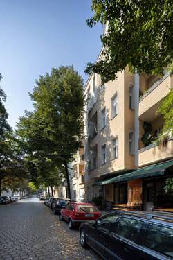 Fassade - 1 Zimmer Etagenwohnung zum Kaufen in Berlin