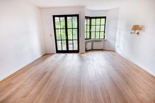 EG Wohnzimmer - 4 Zimmer Reihenmittelhaus zur Miete in Veitshöchheim