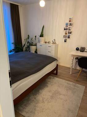 Schlafraum 445 EG Mitte.jpeg - 