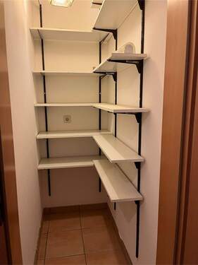 Abstellkammer - 