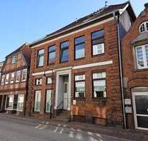 Im Herzen der Altstadt! Teilsaniertes 3-Familienhaus mit Garten und PKW-Plätzen! - Mölln