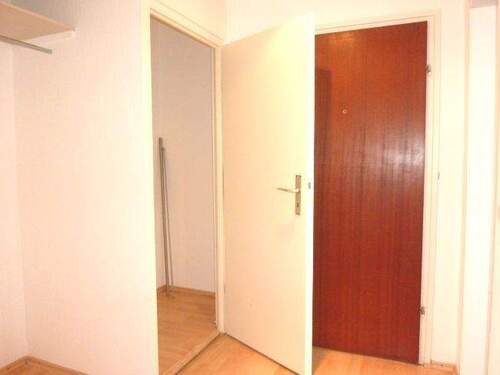 Flur, Abstellraum, Garderobe - 