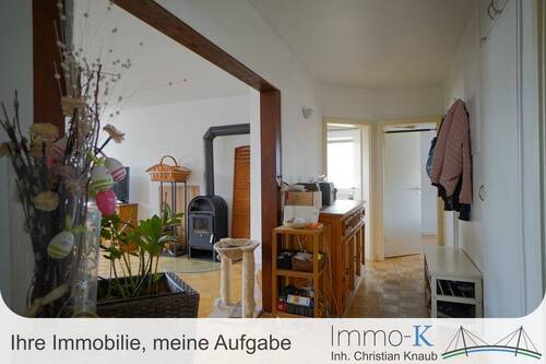 Flur und Wohnbereich - Gemütliche Wohnung in zentraler und ruhiger Lage der Kehler Altstadt