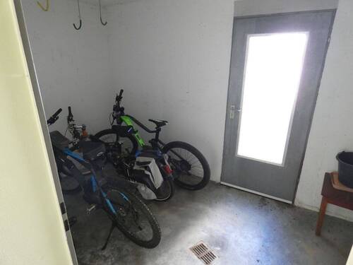 Fahrradabstellraum.JPG - 