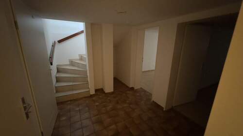 Flurbereich im Keller - 