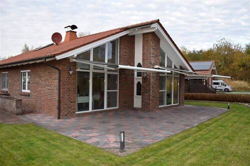 Hochwertig gebaut - 3 Zimmer Mehrfamilienhaus, Wohnhaus zum Kaufen in Otterndorf