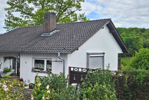 6 - 5 Zimmer Einfamilienhaus zum Kaufen in Kirchheim